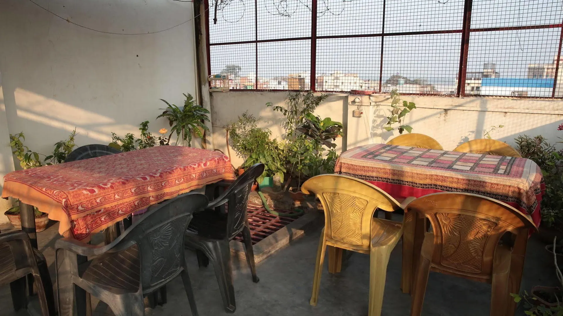Somit Paying Guest House Varanasi Bed & Breakfast